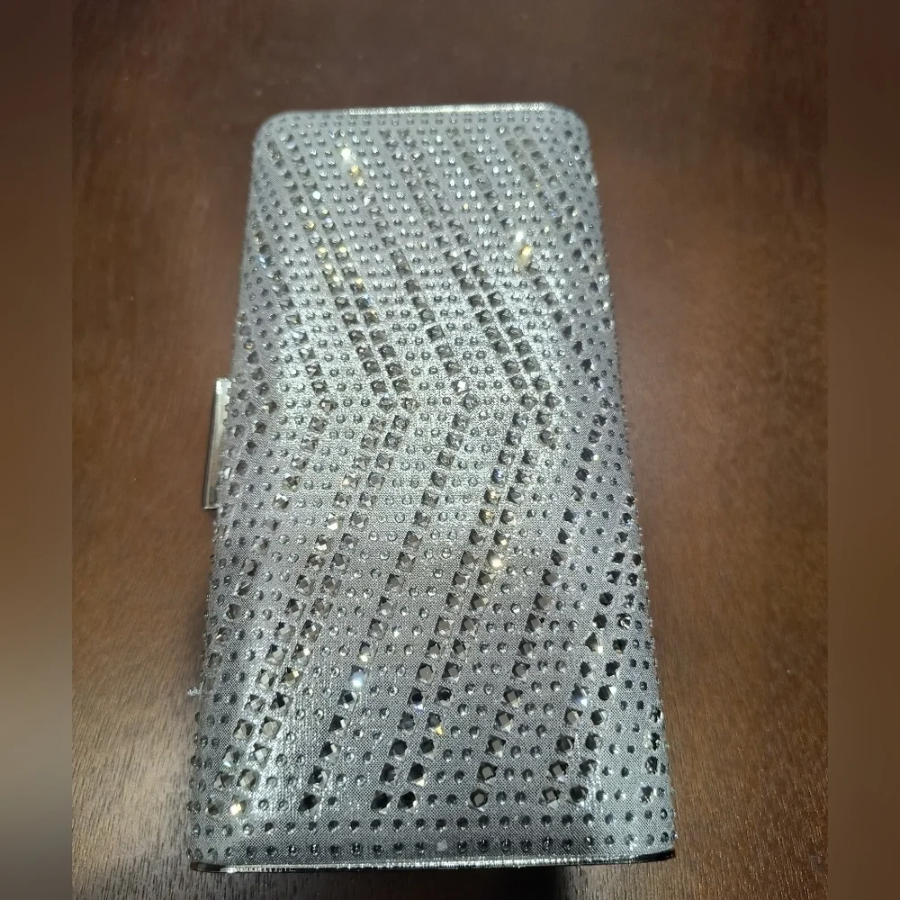 Silver sparkle formal clasped clutch purse